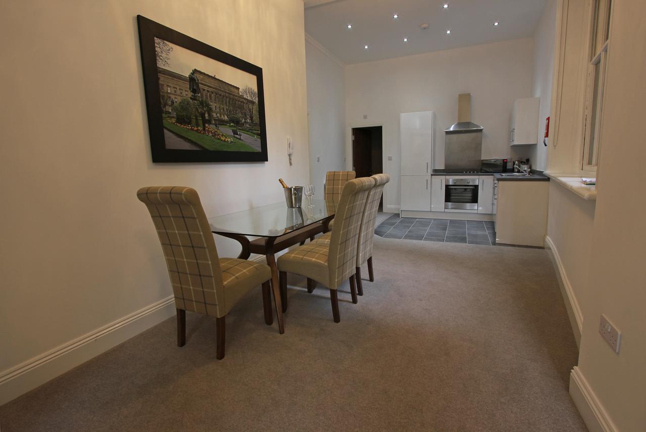 Апартаменты The Castle Collection 14 Cook Street Ливерпуль Экстерьер фото