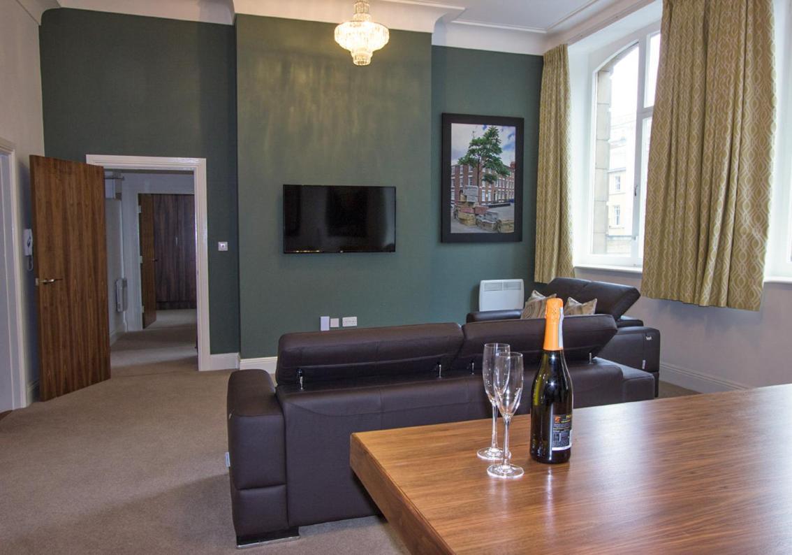 Апартаменты The Castle Collection 14 Cook Street Ливерпуль Экстерьер фото